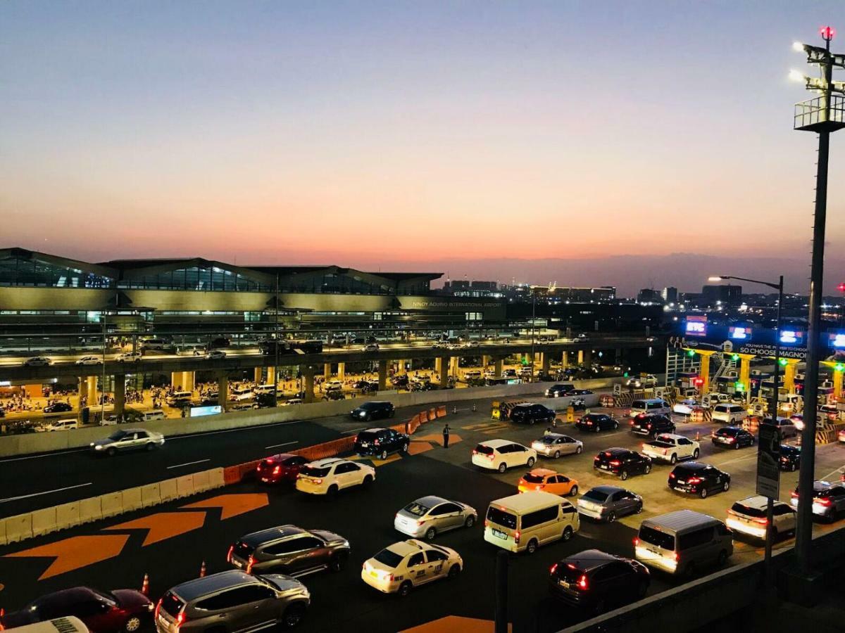 One Palm Tree Villas Across Naia-T3 مانيلا المظهر الخارجي الصورة
